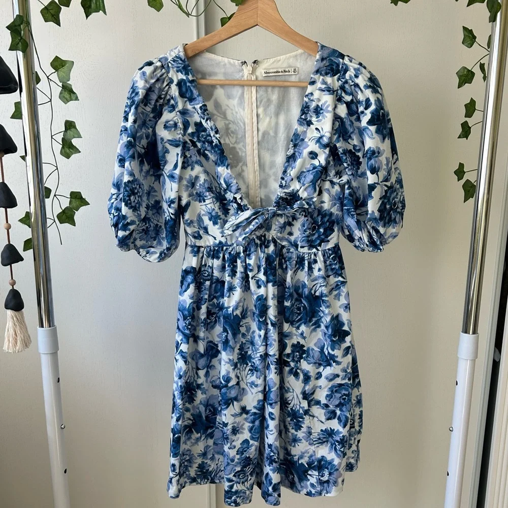 Abercrombie & Fitch blue and white babydoll dress size xs - Picture 2 of 8